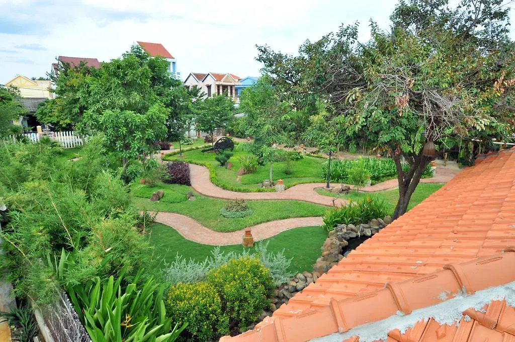 Hoi An Mountain House Villa
