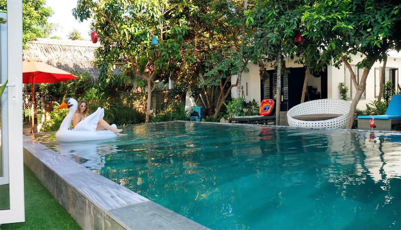 Hoi An Mountain House Villa